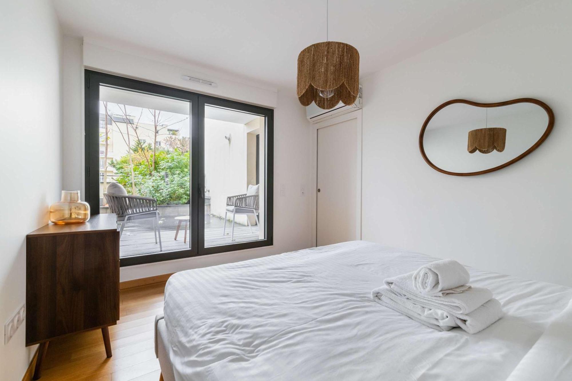 Appartement Lumineux Avec Terrasse Courbevoie - 4P - Flat-Guest Extérieur photo