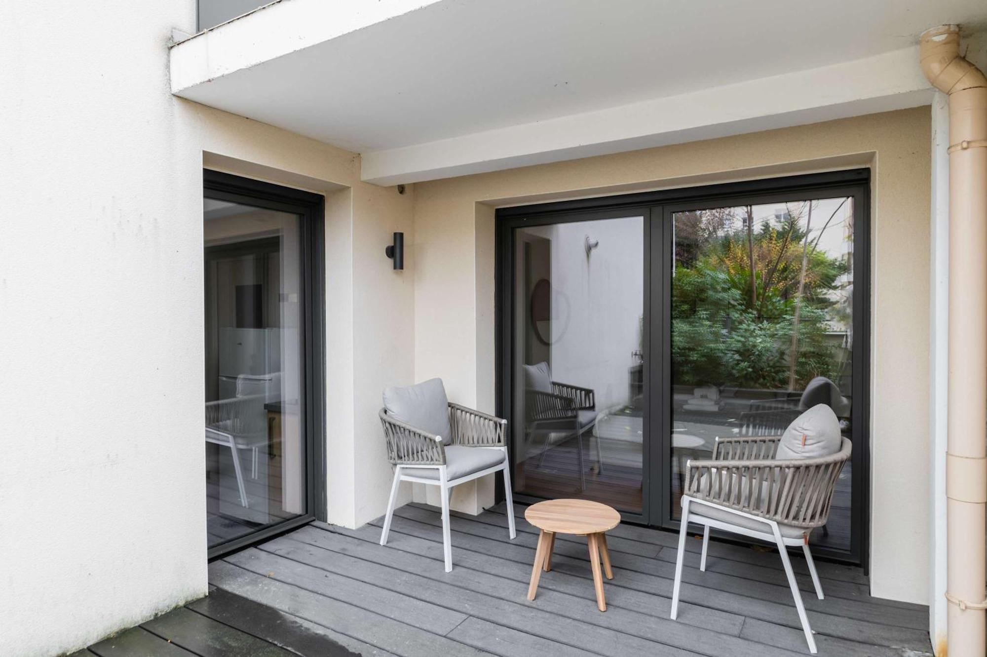 Appartement Lumineux Avec Terrasse Courbevoie - 4P - Flat-Guest Extérieur photo